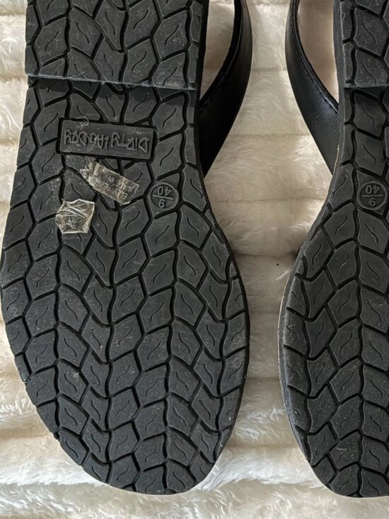 Dirty Laundry Black Glitter Sling Back Sandals Sz 9 EUC 40 - Picture 2 of 10